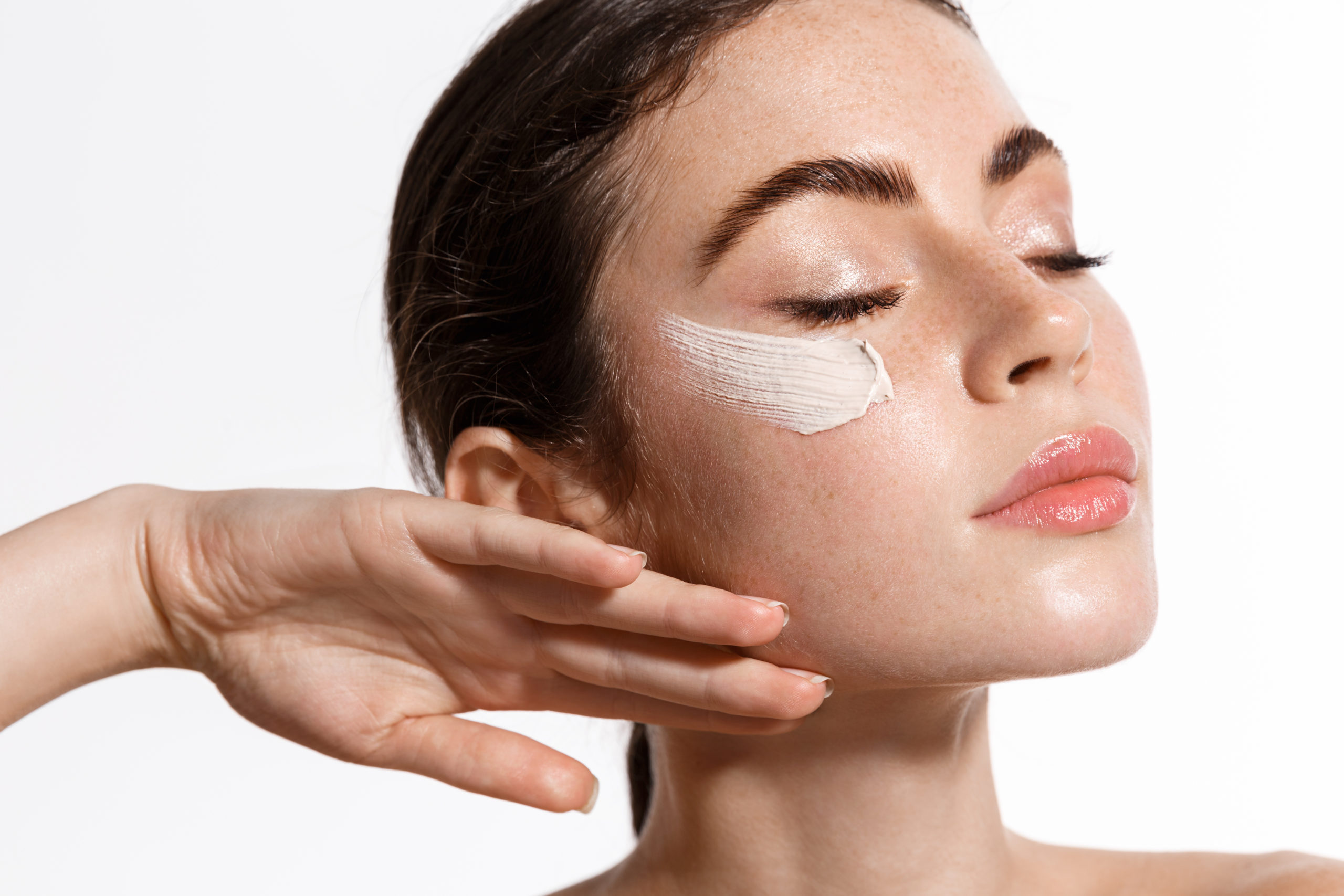 Skincare Products That Can Prolong Your Treatment’s Results